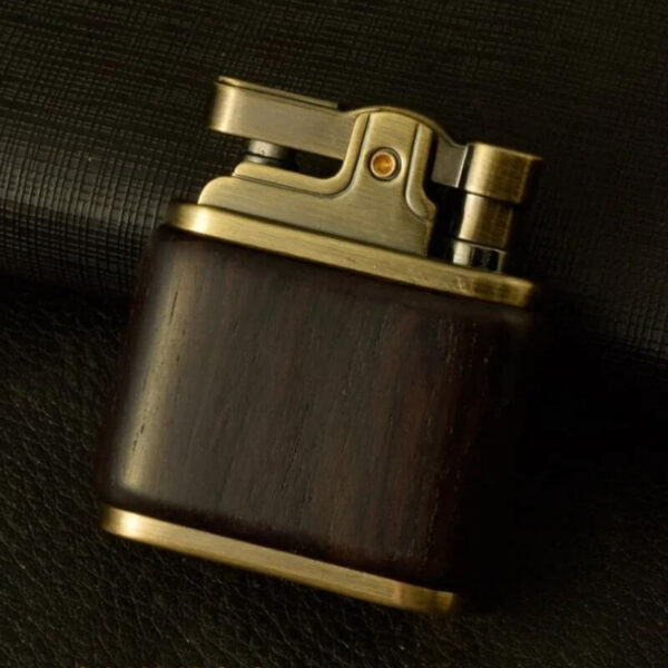 briquet essence vintage